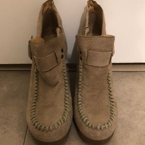 Nine West slightly worn wedges